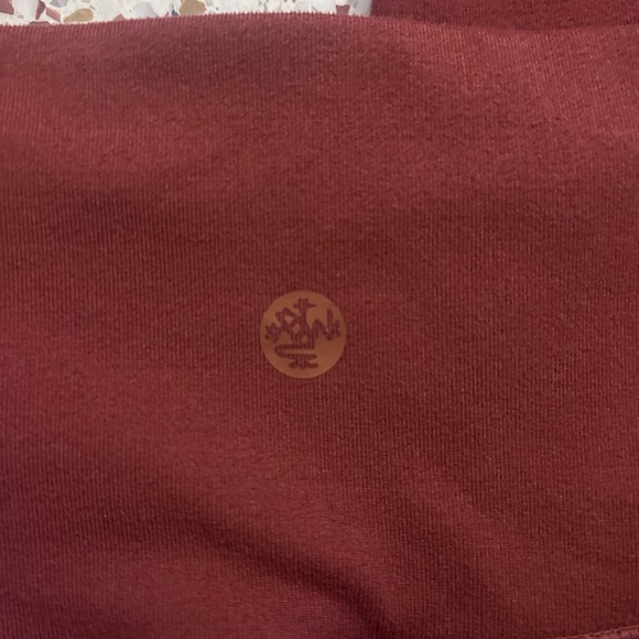 Manduka Dhara Capri High Waisted Leggings Size Small - Picture 3 of 3